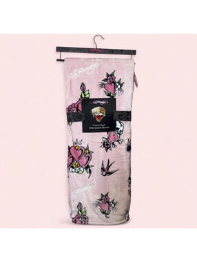 Ed Hardy Pink Blanket Brand New [COPY]